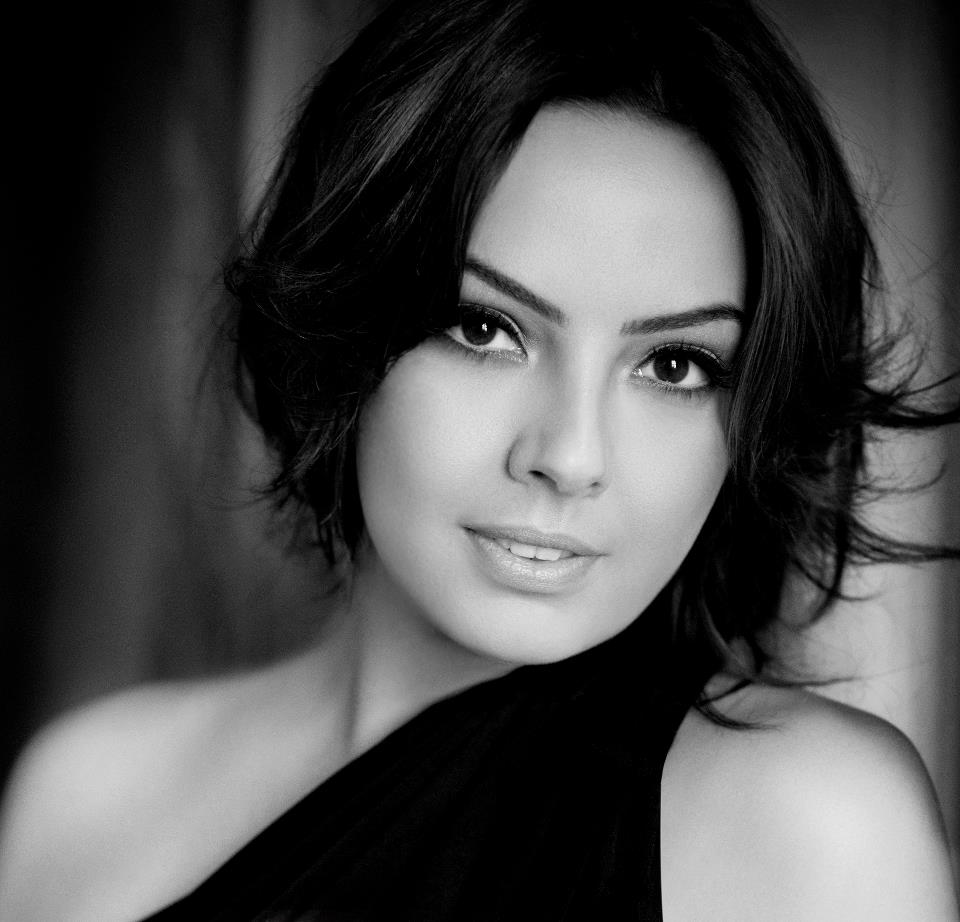 Ebru Gündeş Menajer İletişim,